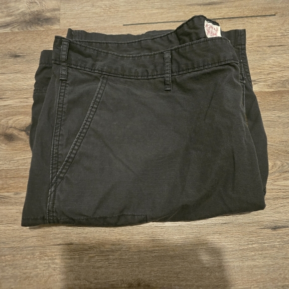 Levi Strauss & Co. Cargo Shorts Size 46 - Picture 6 of 6
